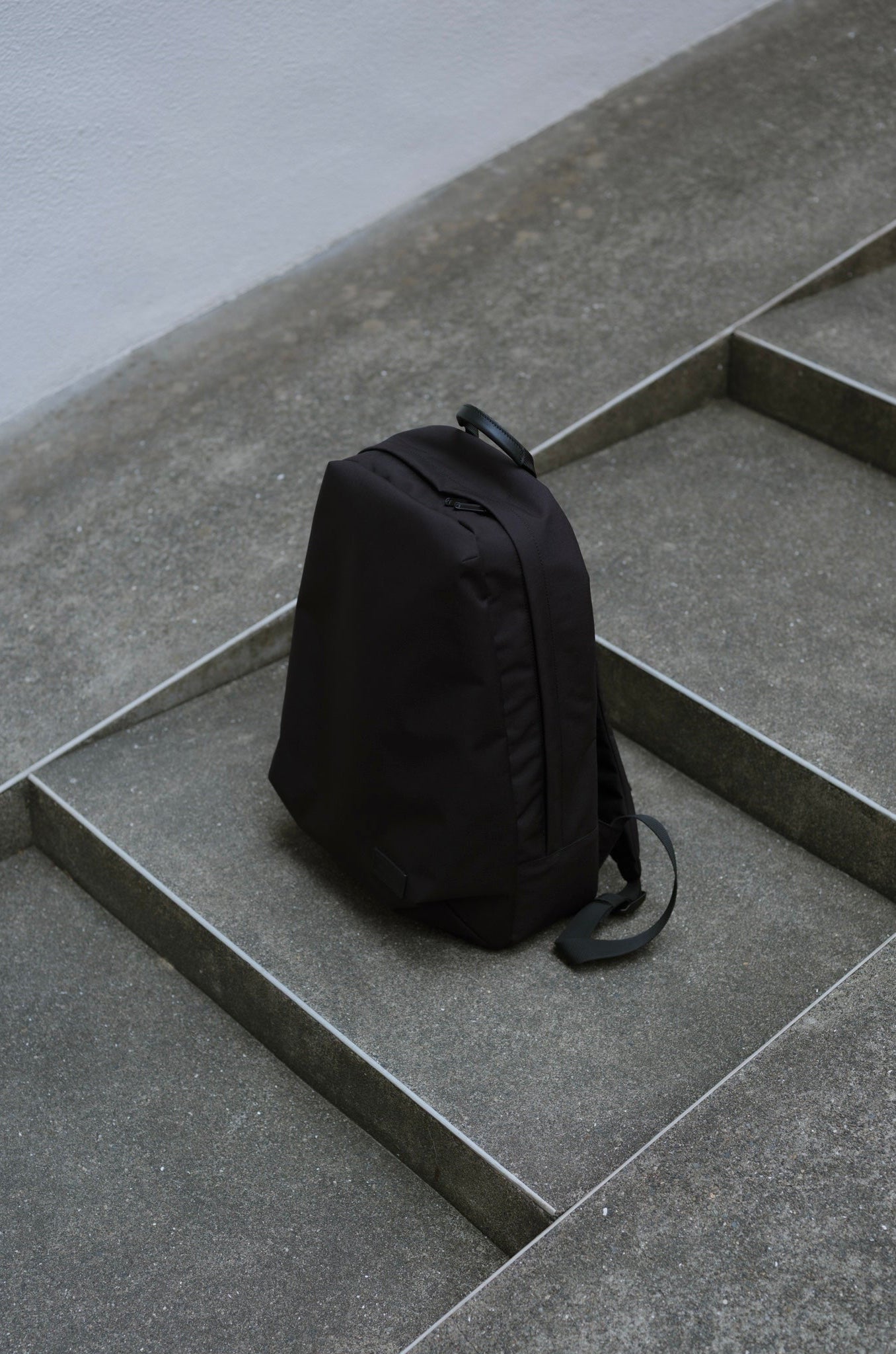 Classic Rucksack Black (Leather - Black) – DEMODY