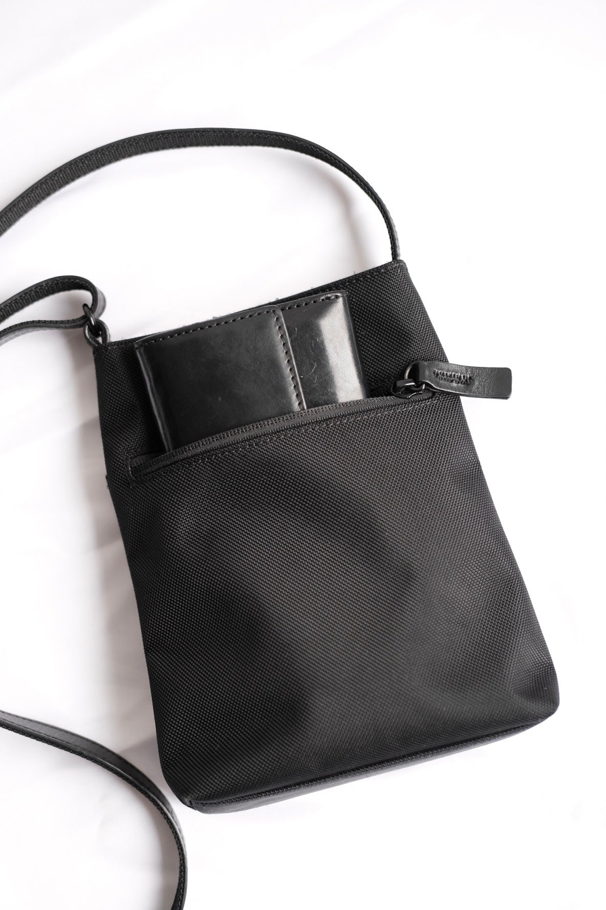Proche Shoulder Bag 3/14 (Sat) 19:00~ 販売START