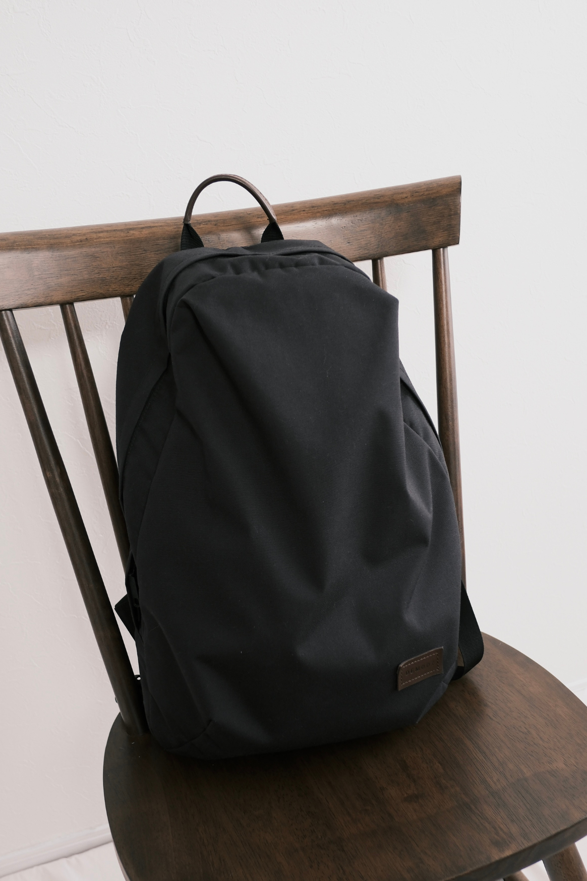 Classic Rucksack Black (Leather - Brown) – DEMODY Classic Rucksack Black (Leather - Brown) – DEMODY