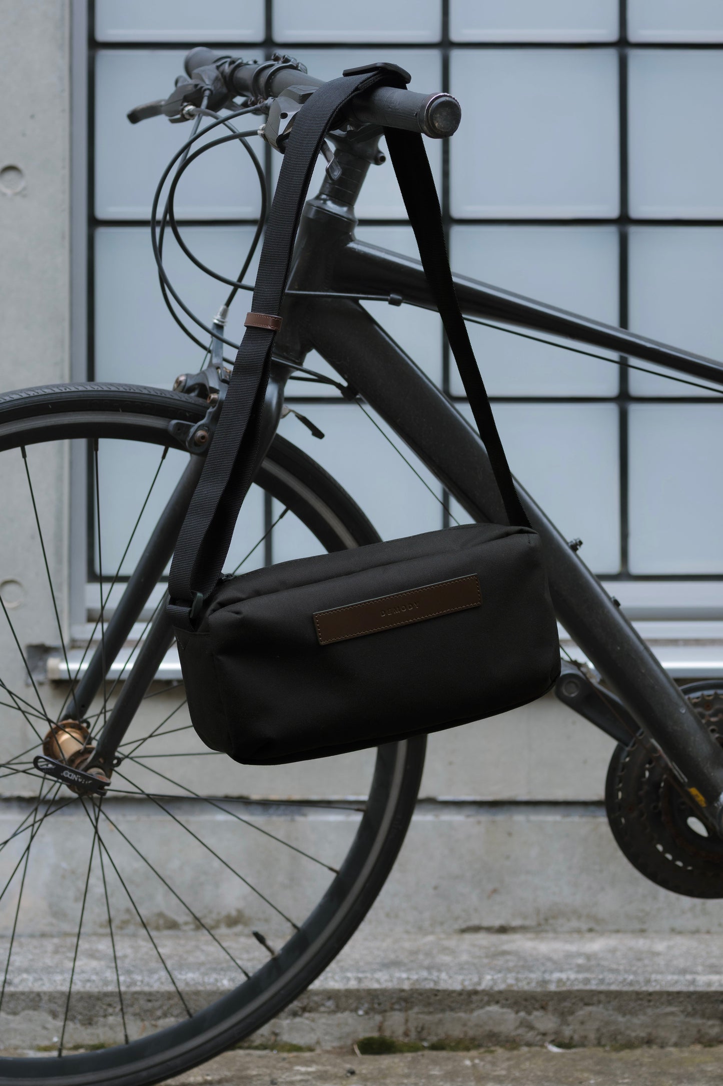 Classic shoulder bag