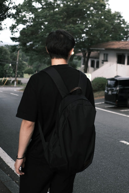 Classic Rucksack Black (Leather - Brown)